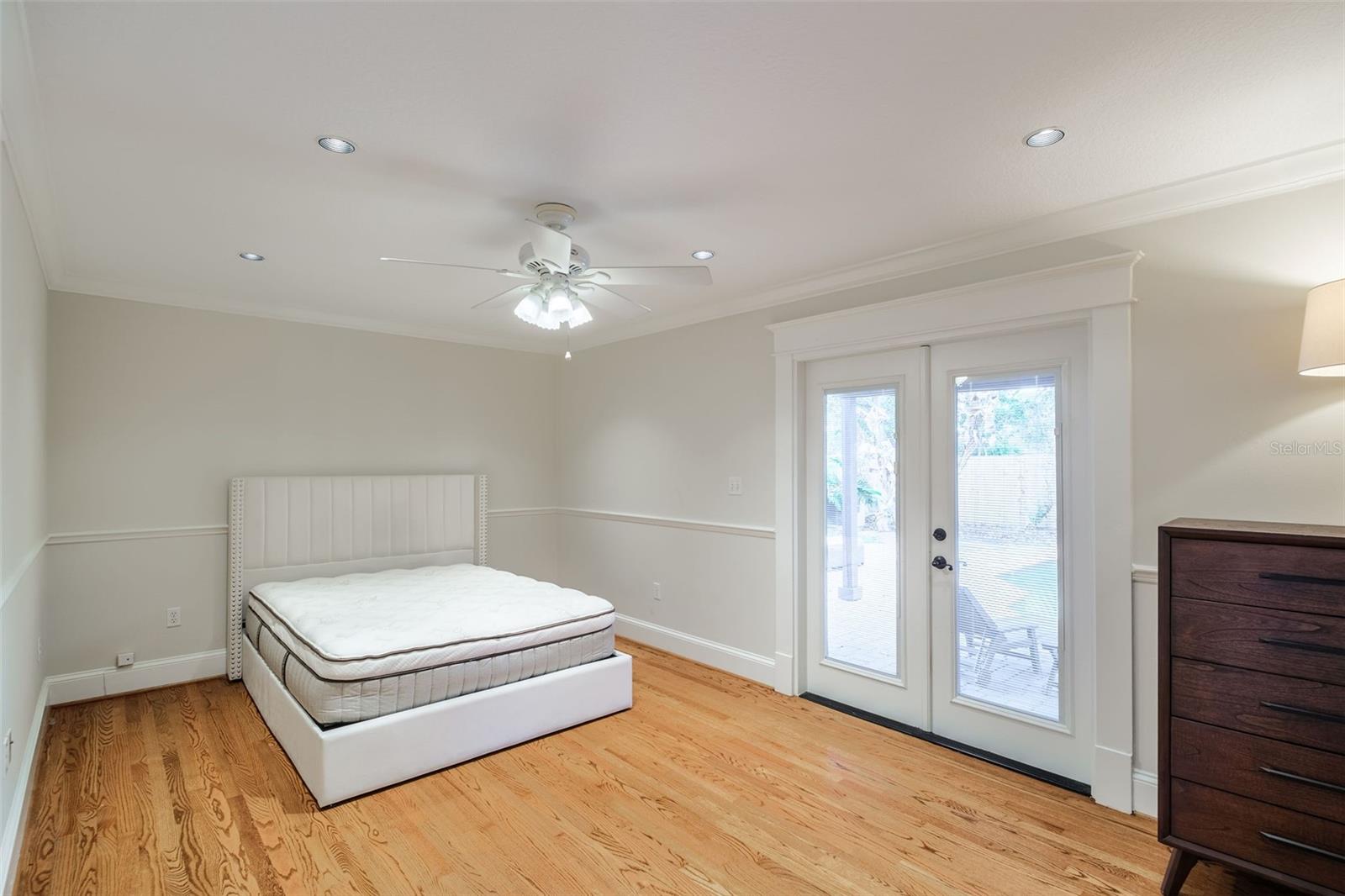 122 N HYER AVE, ORLANDO, FL, 32801