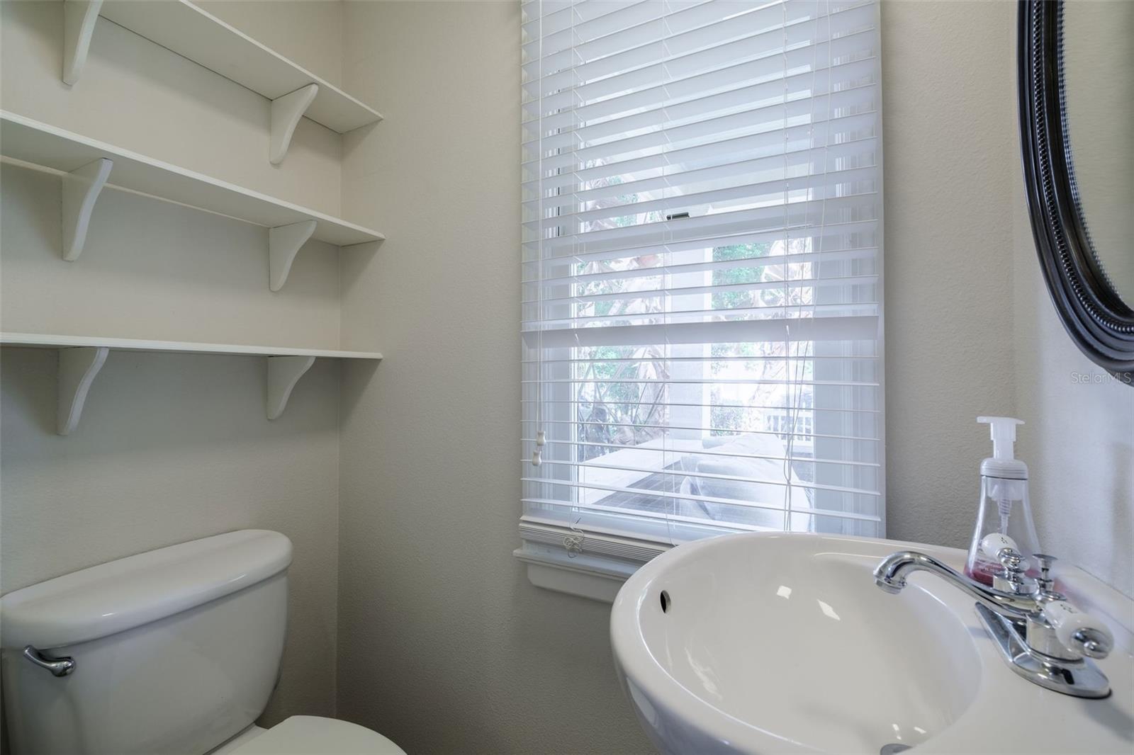 122 N HYER AVE, ORLANDO, FL, 32801