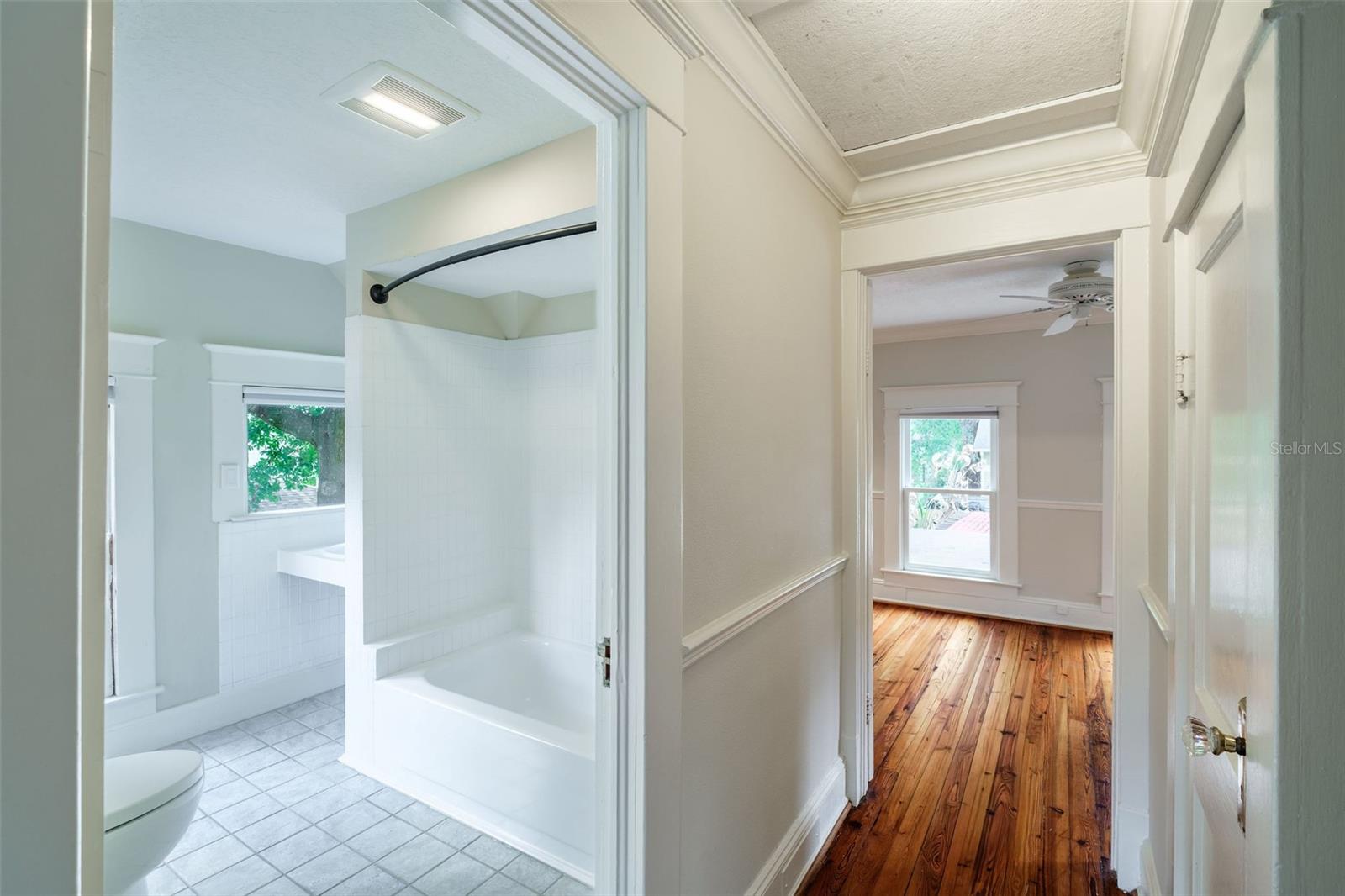 122 N HYER AVE, ORLANDO, FL, 32801