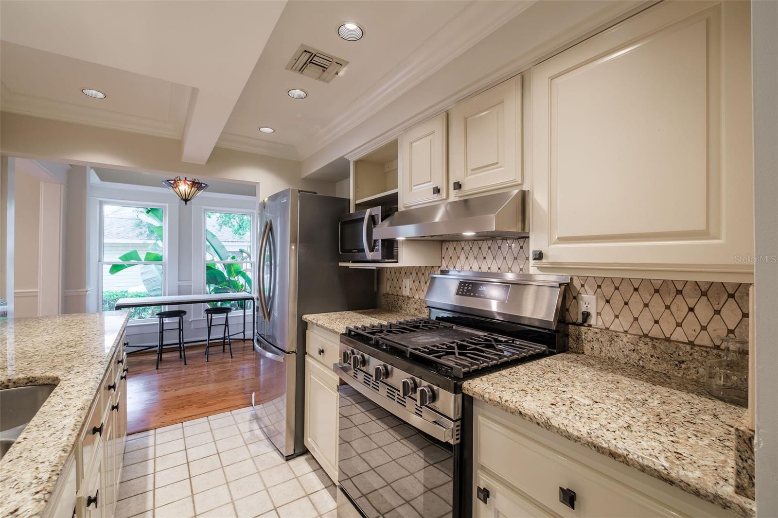 122 N HYER AVE, ORLANDO, FL, 32801