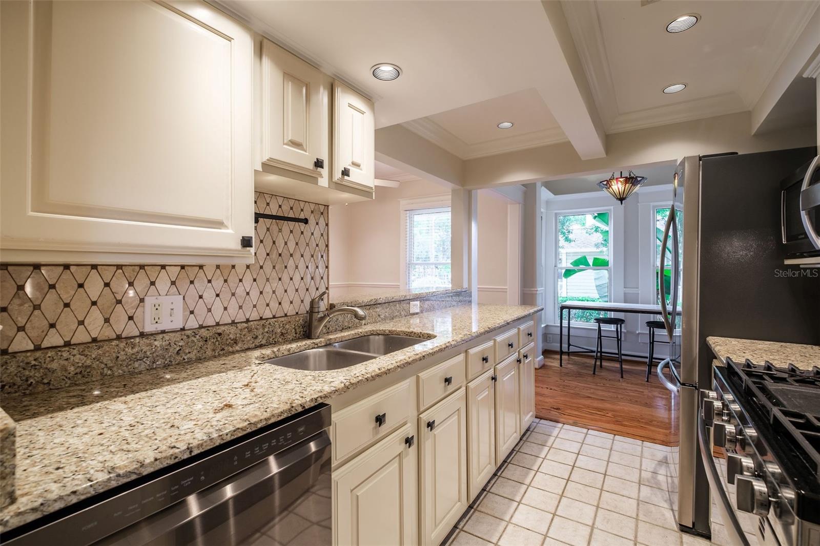 122 N HYER AVE, ORLANDO, FL, 32801