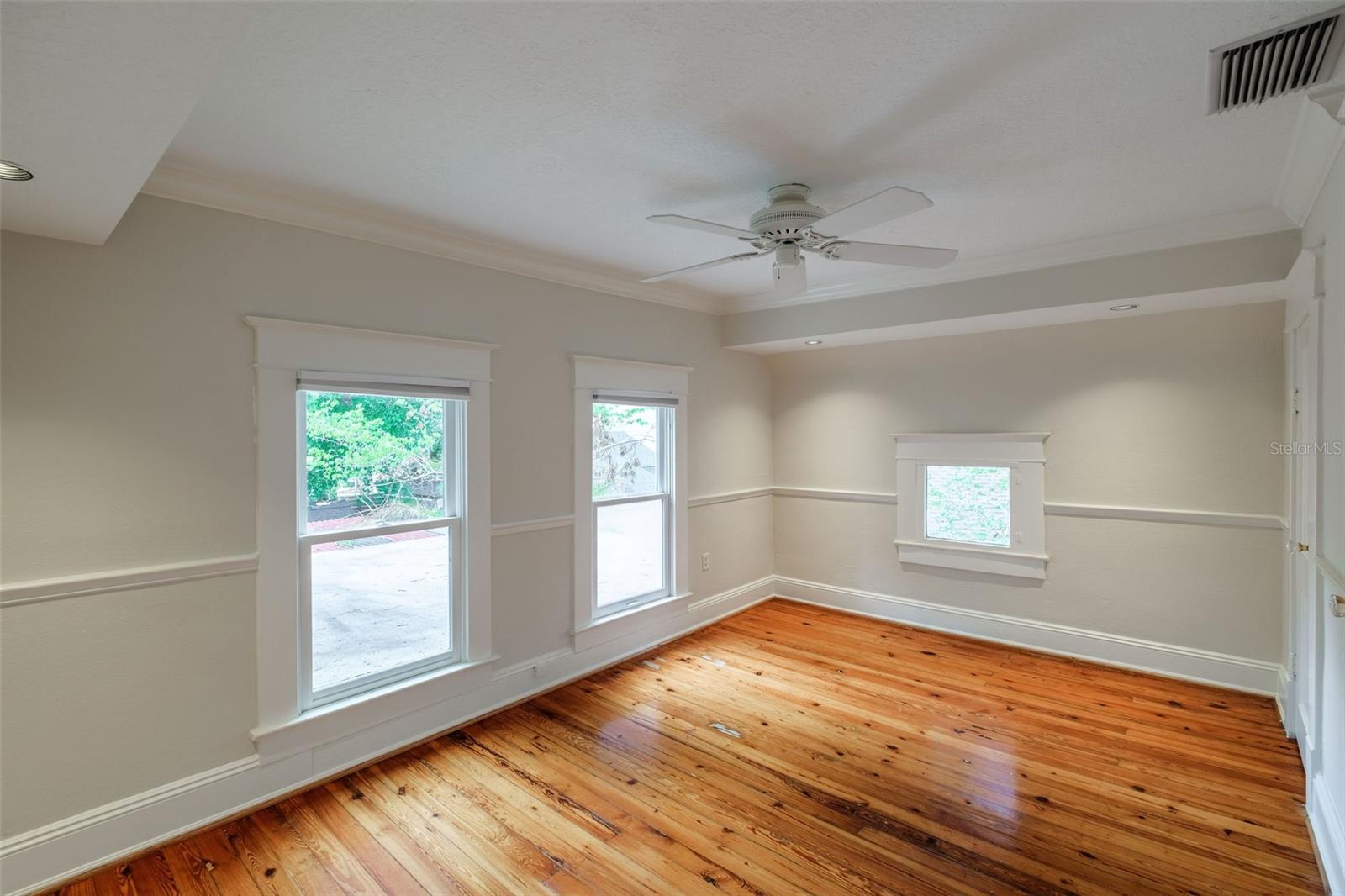 122 N HYER AVE, ORLANDO, FL, 32801