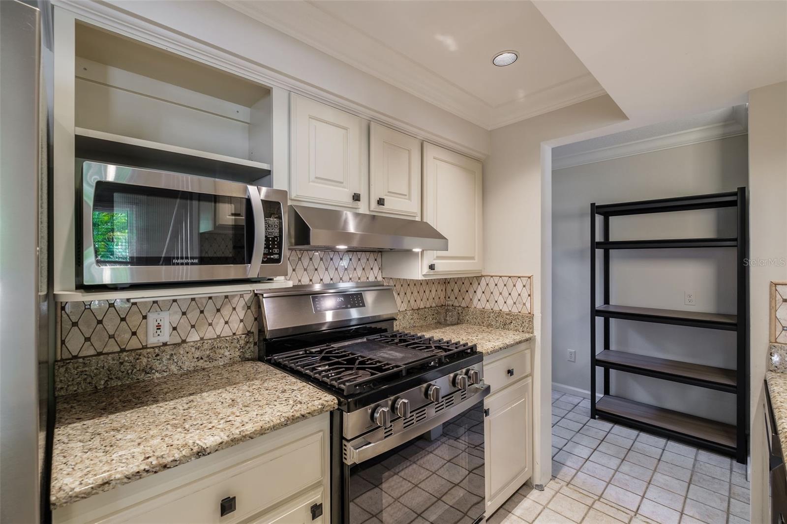 122 N HYER AVE, ORLANDO, FL, 32801