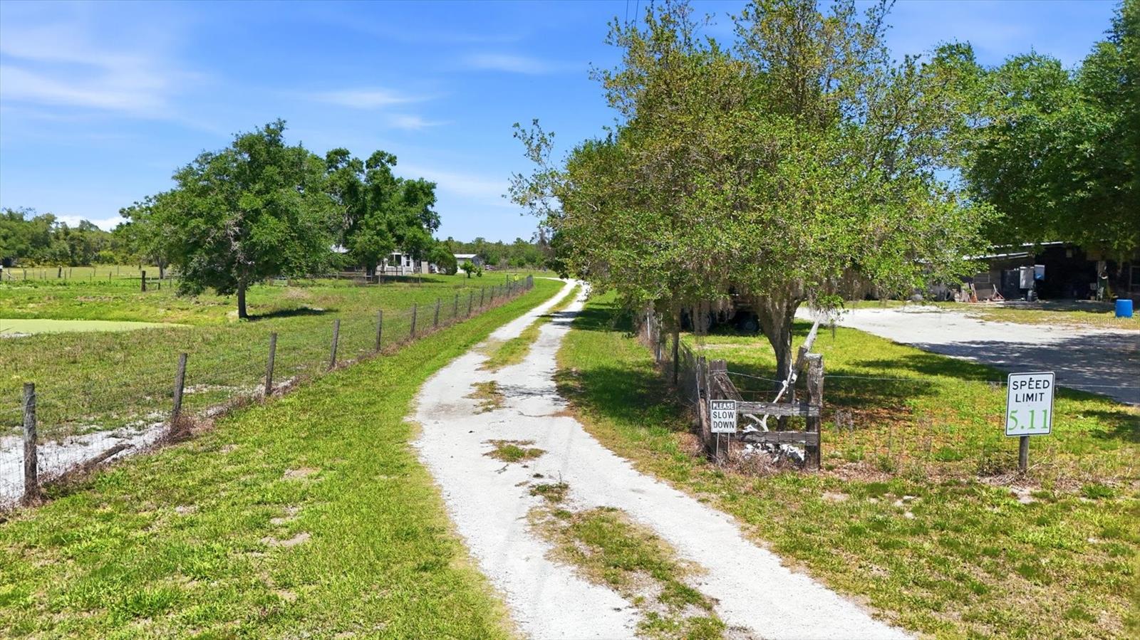 30981 SINGLETARY RD, MYAKKA CITY, FL, 34251