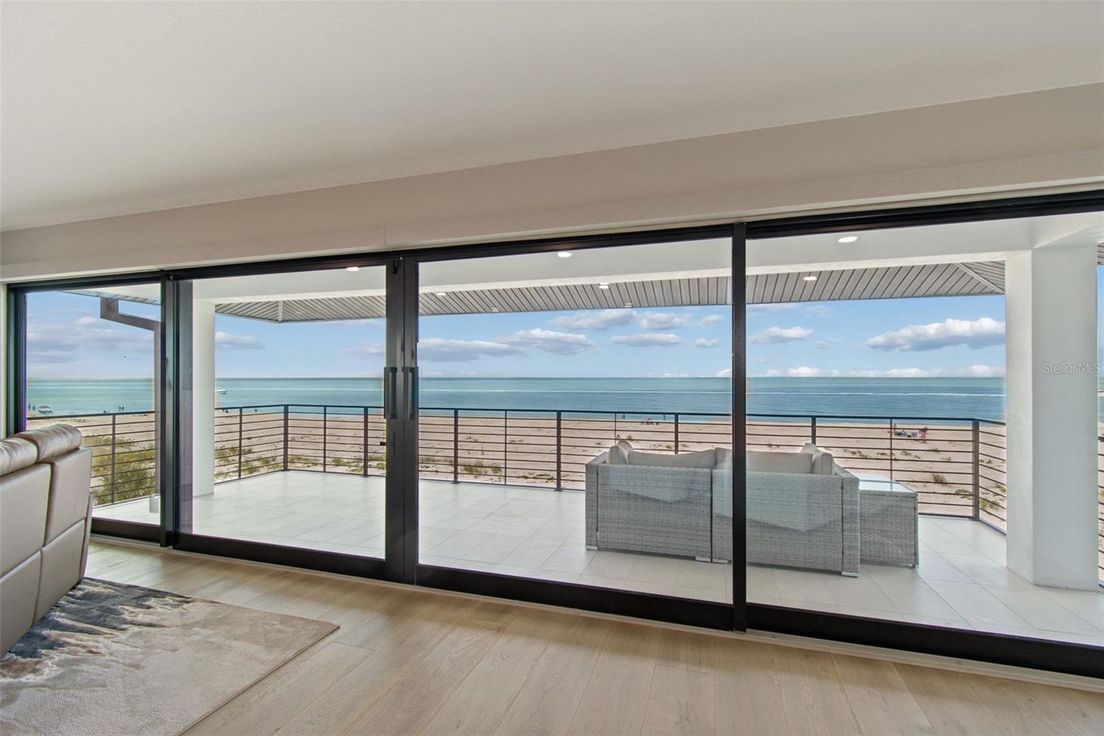 930 ELDORADO AVE, CLEARWATER BEACH, FL, 33767