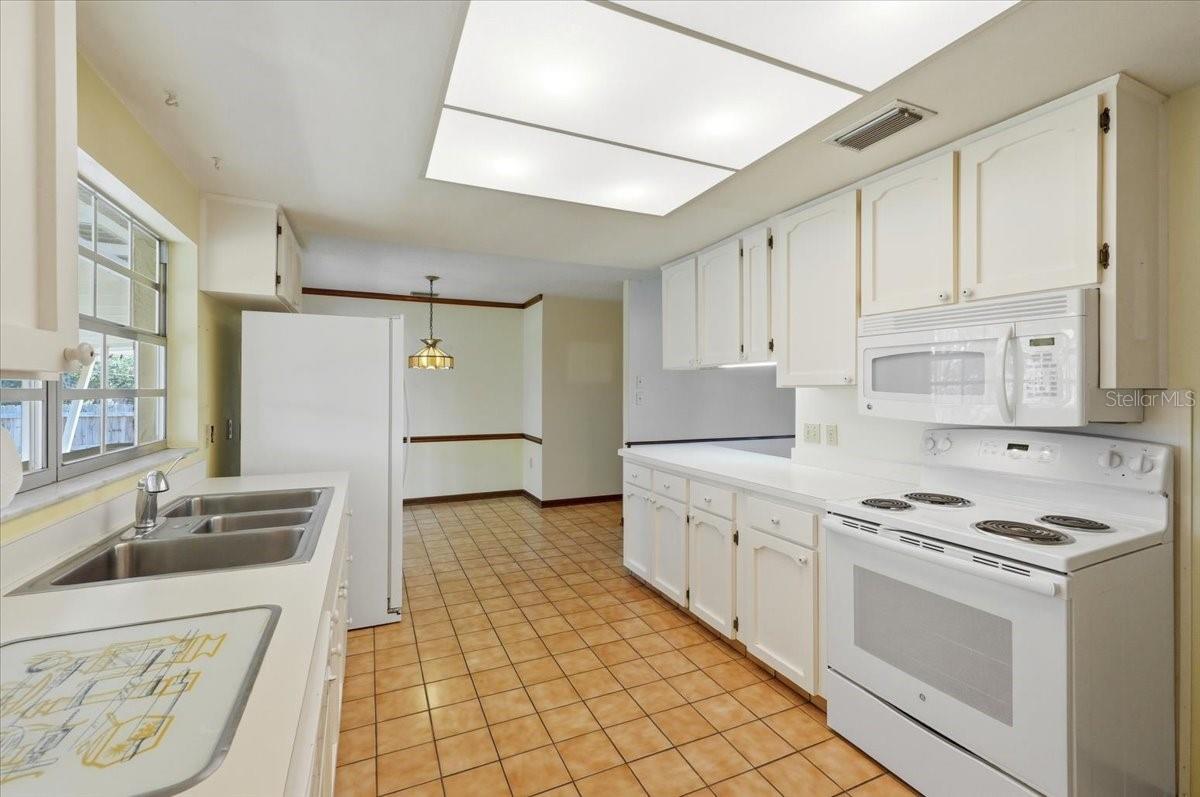 1911 MICHELLE LN, LAKELAND, FL, 33813