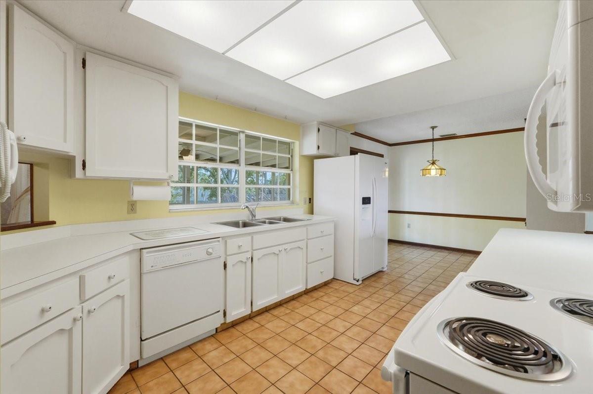 1911 MICHELLE LN, LAKELAND, FL, 33813