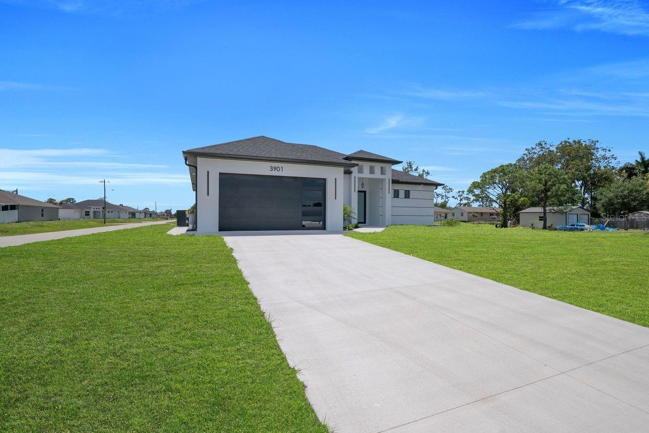 3901 3RD ST SW, LEHIGH ACRES, FL, 33976