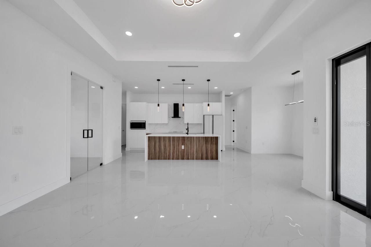 3901 3RD ST SW, LEHIGH ACRES, FL, 33976