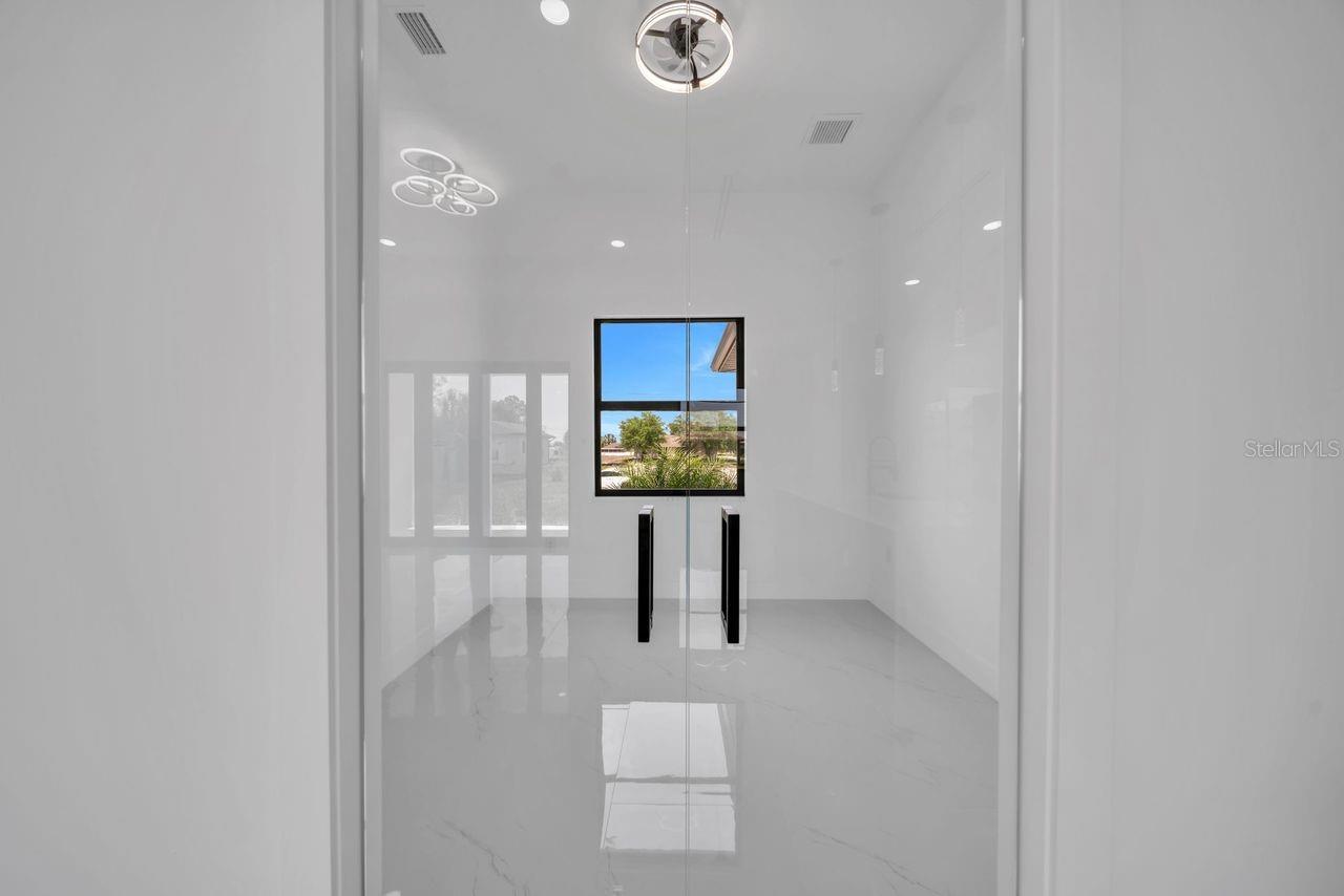 3901 3RD ST SW, LEHIGH ACRES, FL, 33976