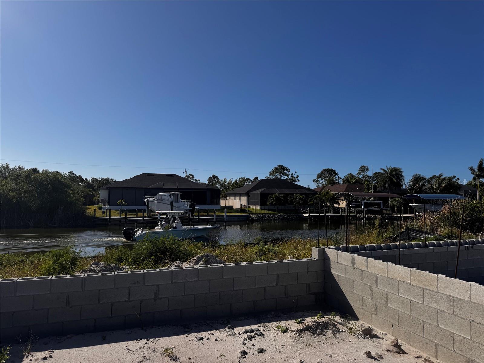 8618 SANTA CRUZ DR, PORT CHARLOTTE, FL, 33981