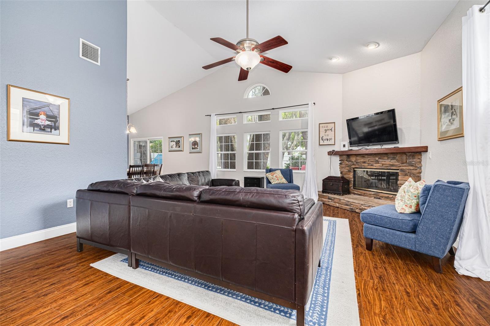 901 VIRGINIA AVE, TARPON SPRINGS, FL, 34689