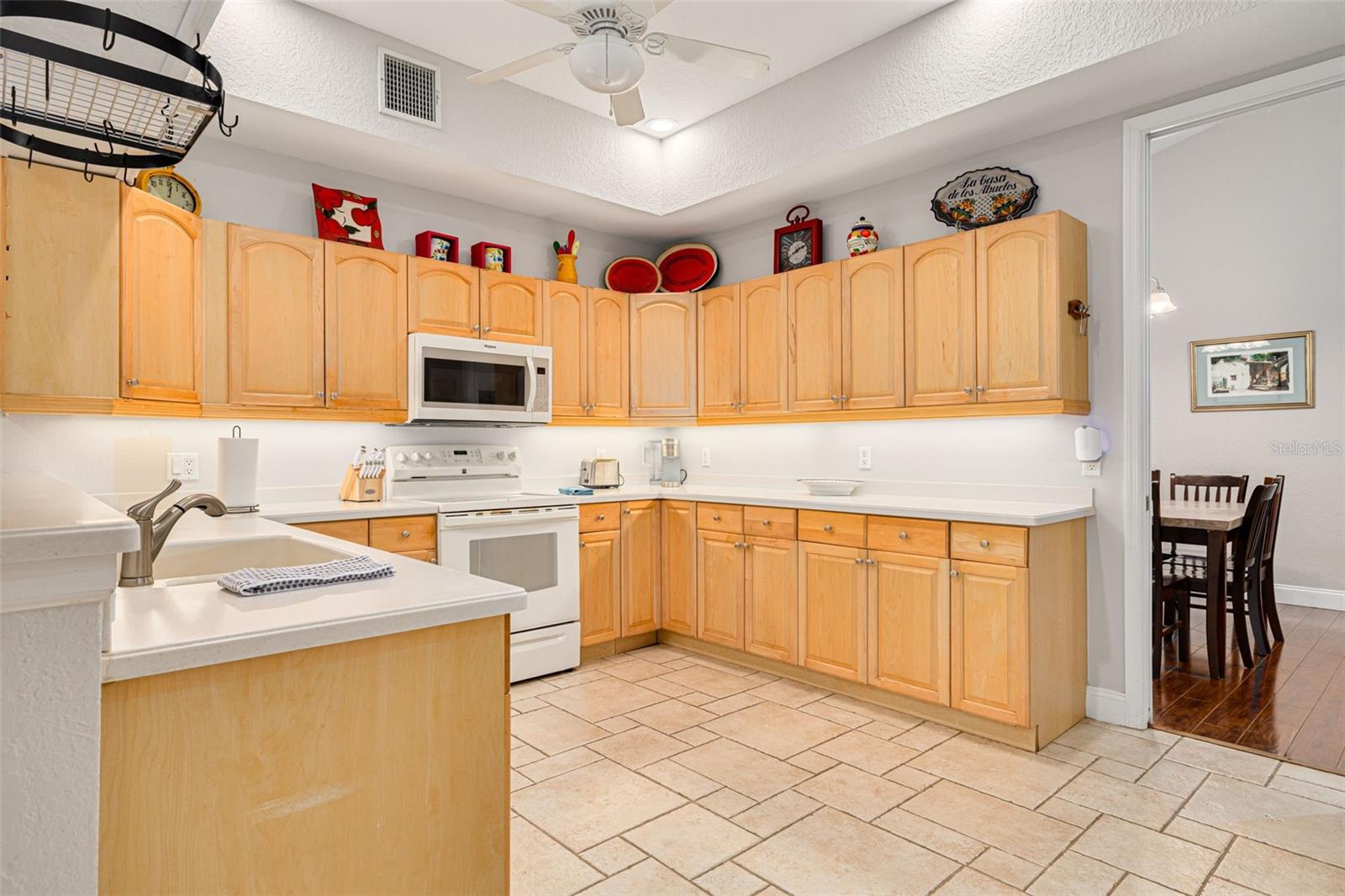 901 VIRGINIA AVE, TARPON SPRINGS, FL, 34689