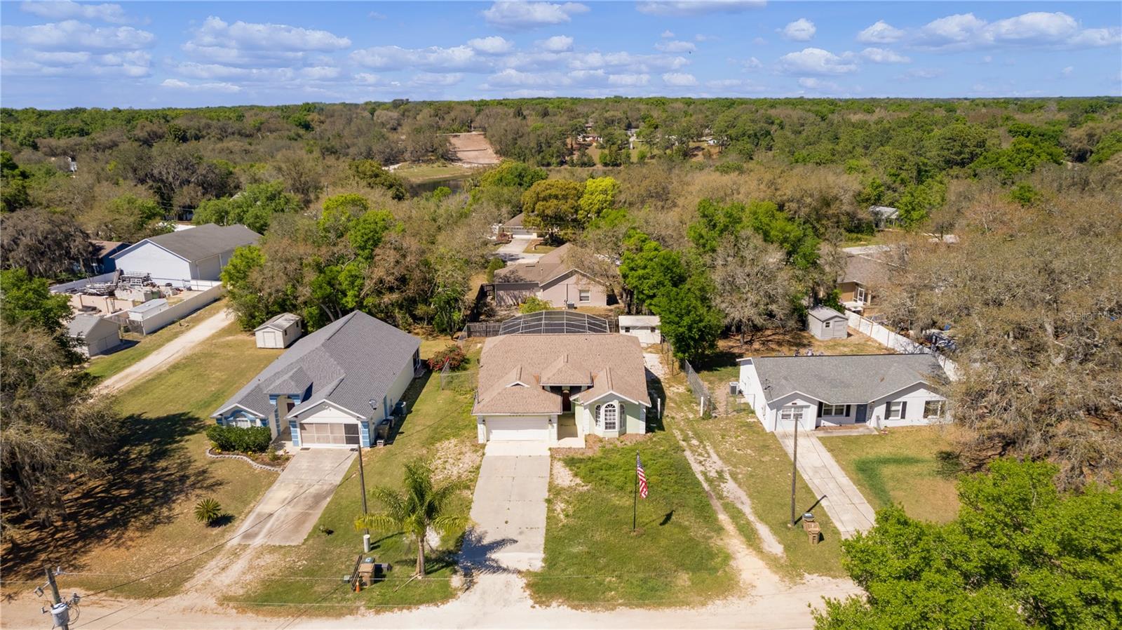 40045 PALM ST, LADY LAKE, FL, 32159