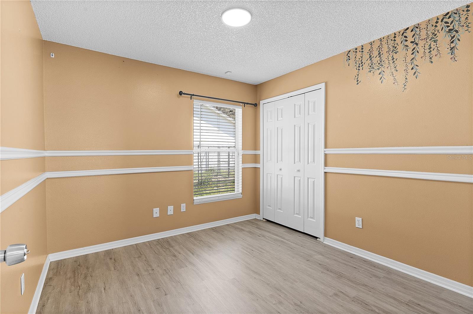 40045 PALM ST, LADY LAKE, FL, 32159