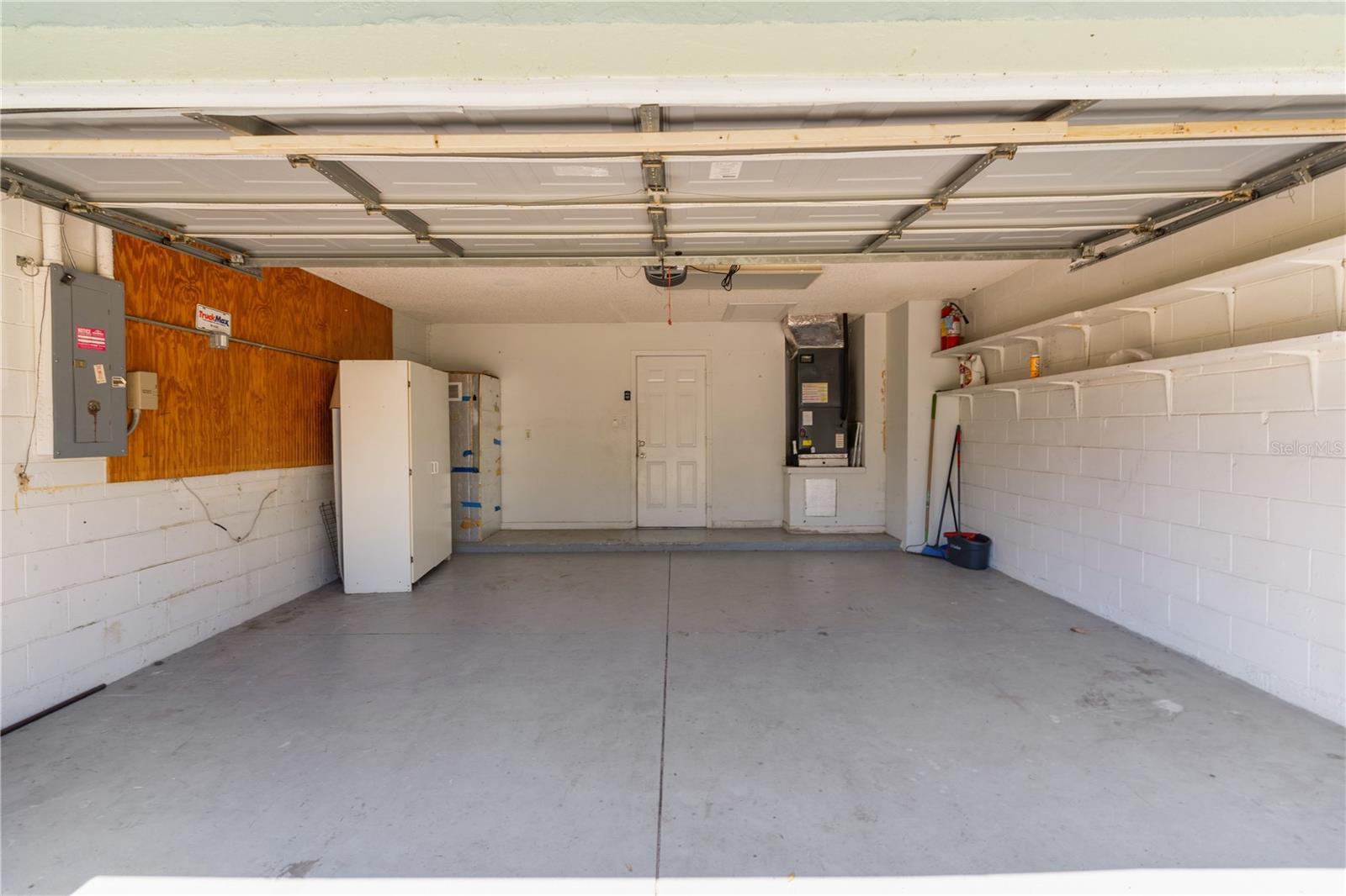 40045 PALM ST, LADY LAKE, FL, 32159