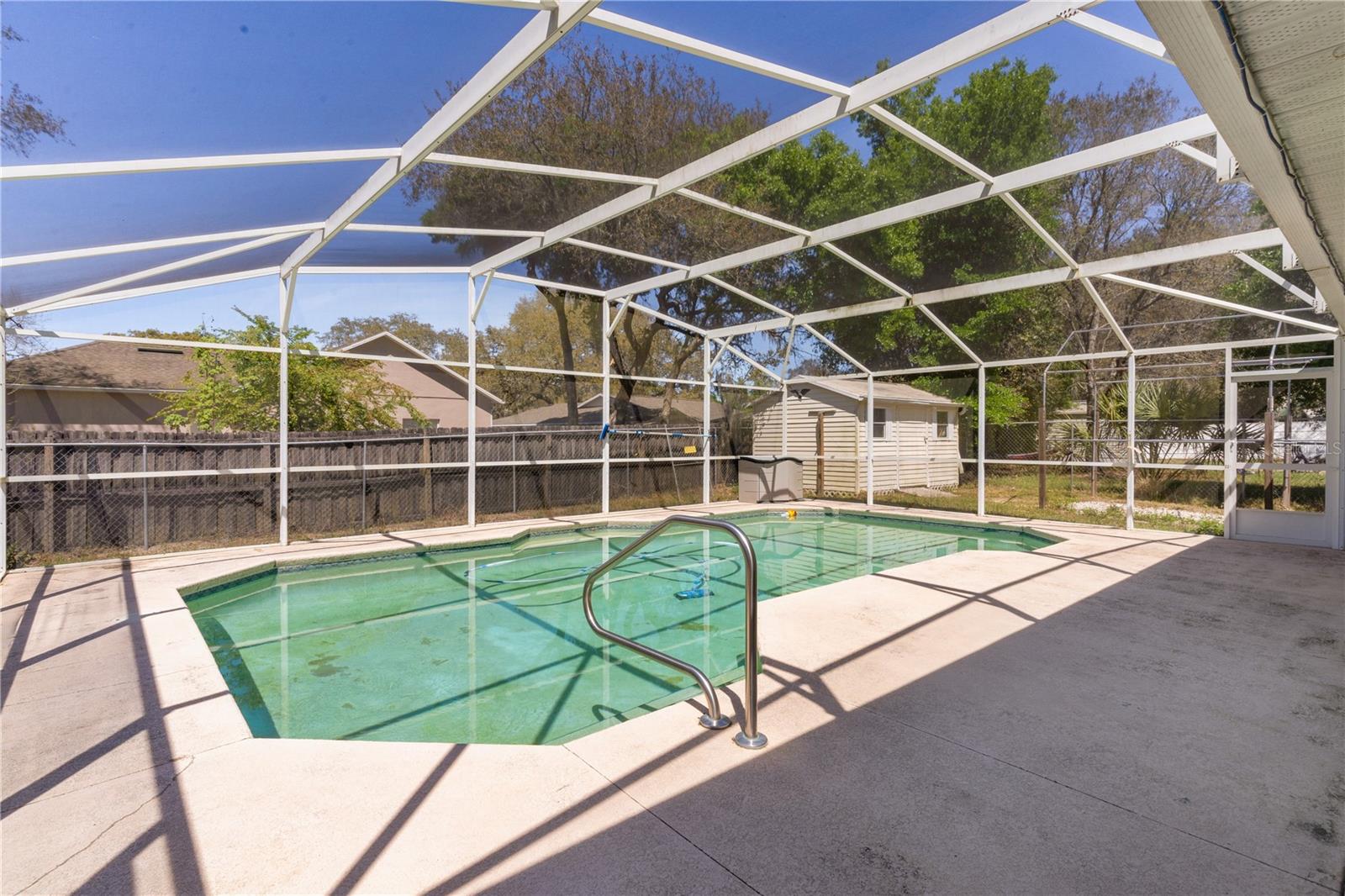 40045 PALM ST, LADY LAKE, FL, 32159