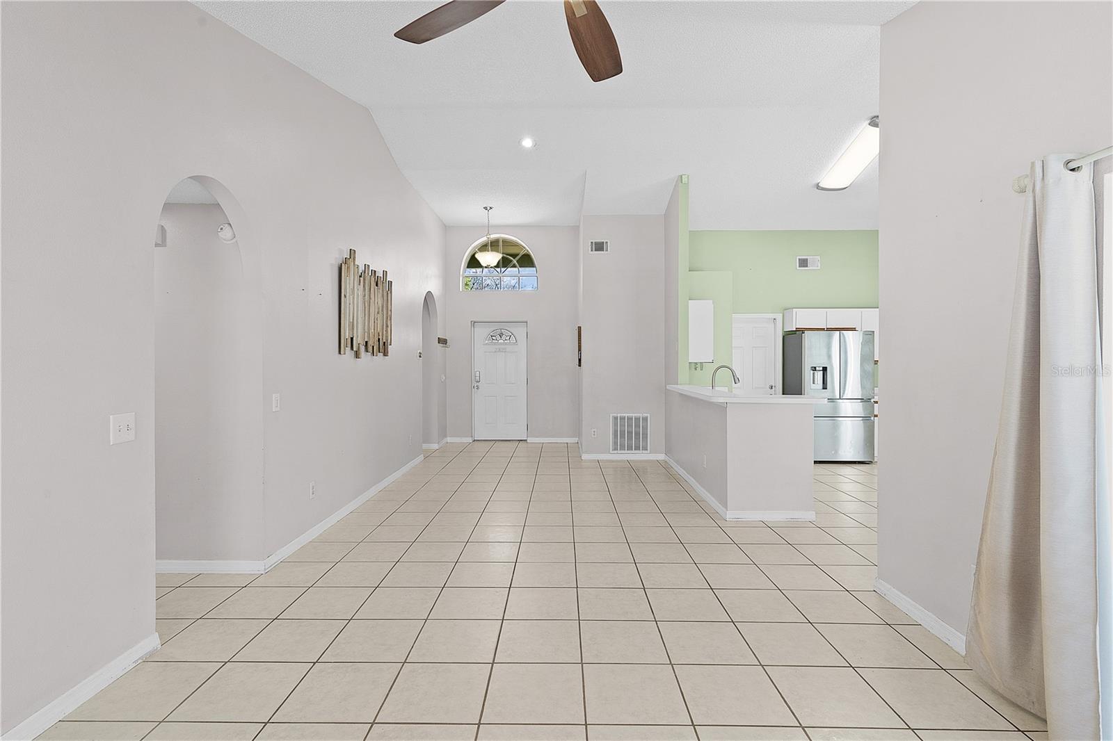 40045 PALM ST, LADY LAKE, FL, 32159