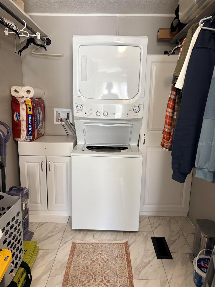 3170 RUNNING DEER DR, NORTH FORT MYERS, FL, 33917