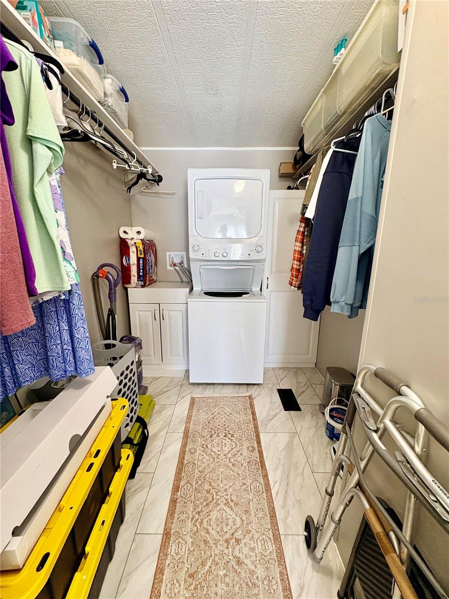 3170 RUNNING DEER DR, NORTH FORT MYERS, FL, 33917