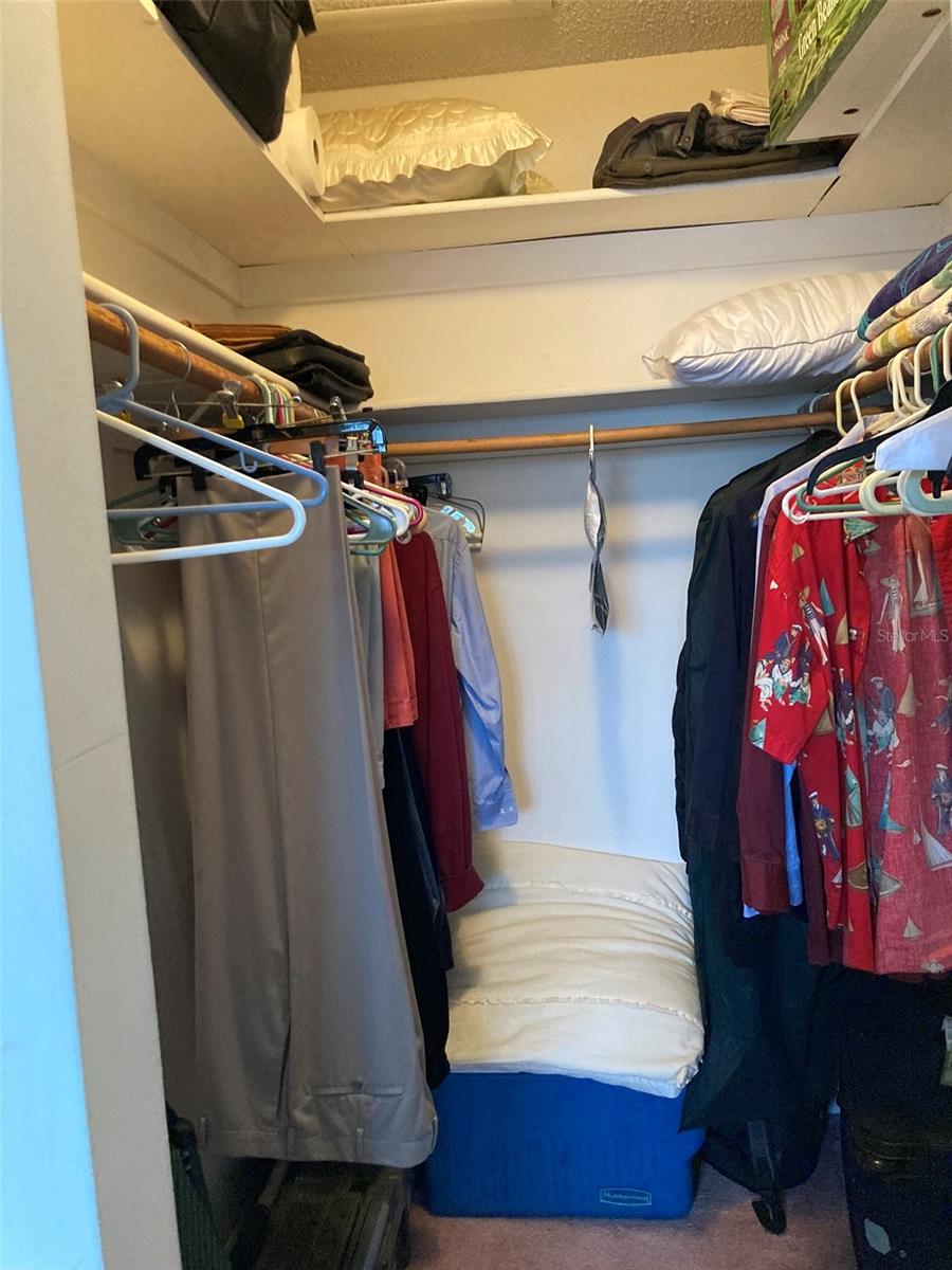 5660 80TH ST N #B107, ST PETERSBURG, FL, 33709