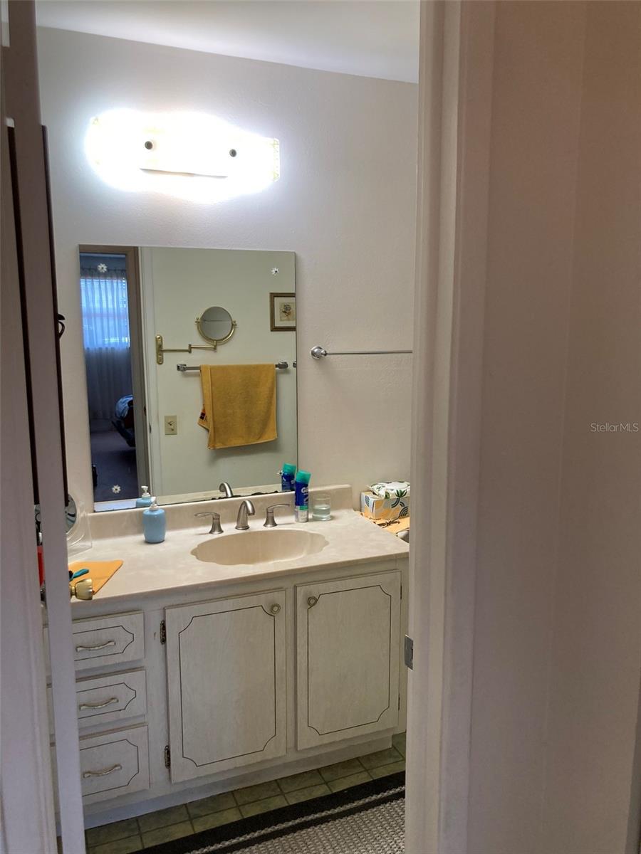 5660 80TH ST N #B107, ST PETERSBURG, FL, 33709