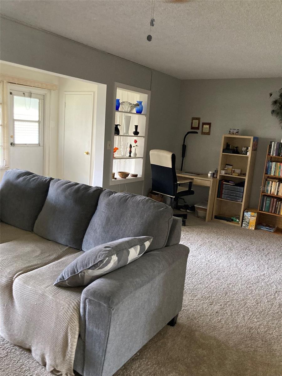 5660 80TH ST N #B107, ST PETERSBURG, FL, 33709