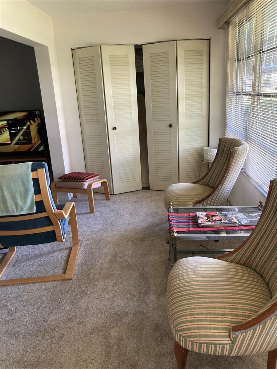 5660 80TH ST N #B107, ST PETERSBURG, FL, 33709