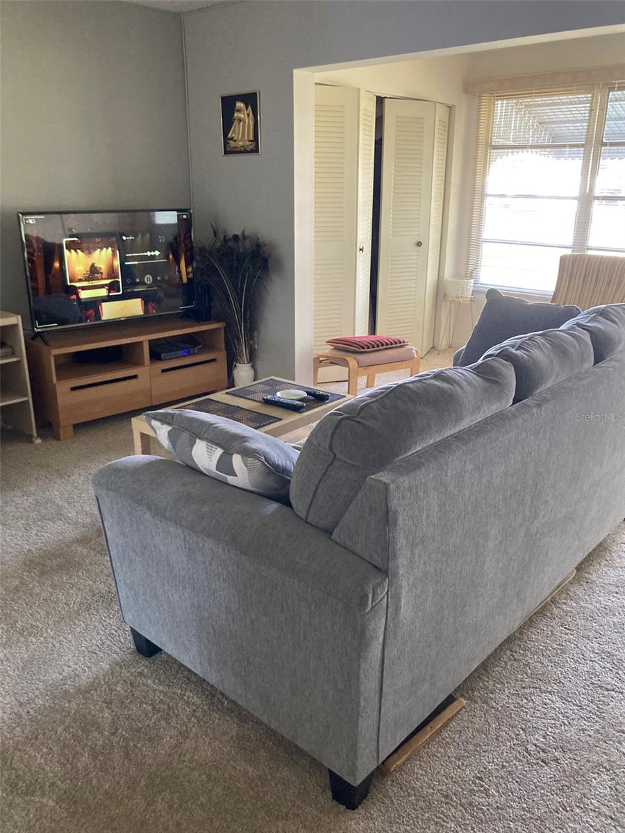 5660 80TH ST N #B107, ST PETERSBURG, FL, 33709