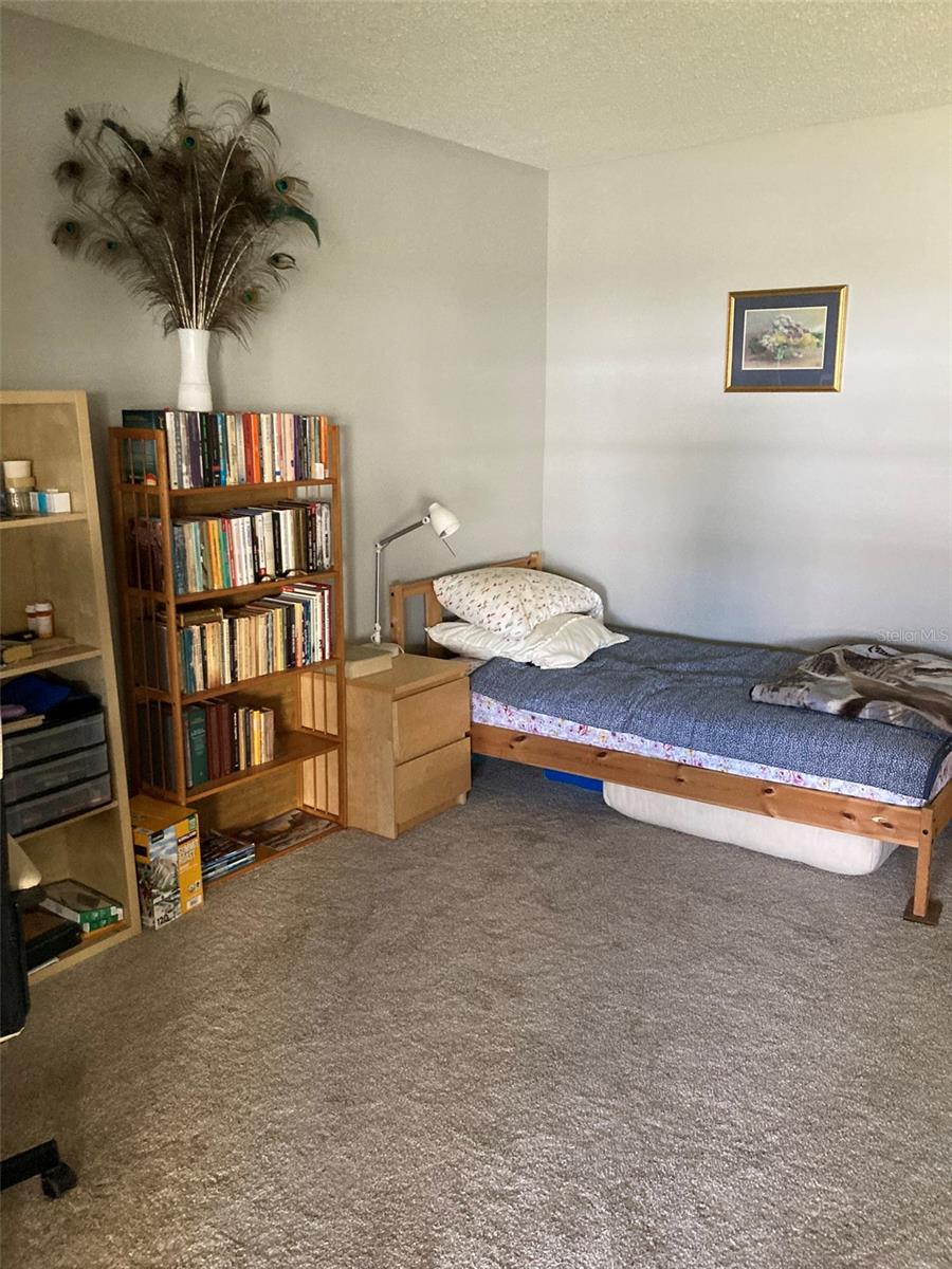 5660 80TH ST N #B107, ST PETERSBURG, FL, 33709