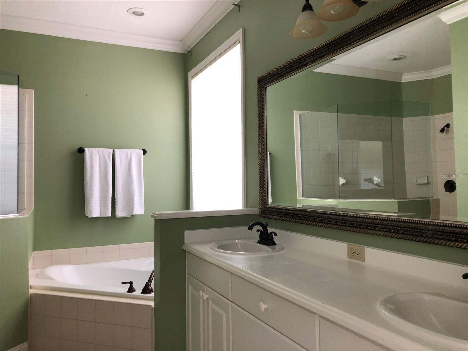 3405 54TH DR W #104, BRADENTON, FL, 34210