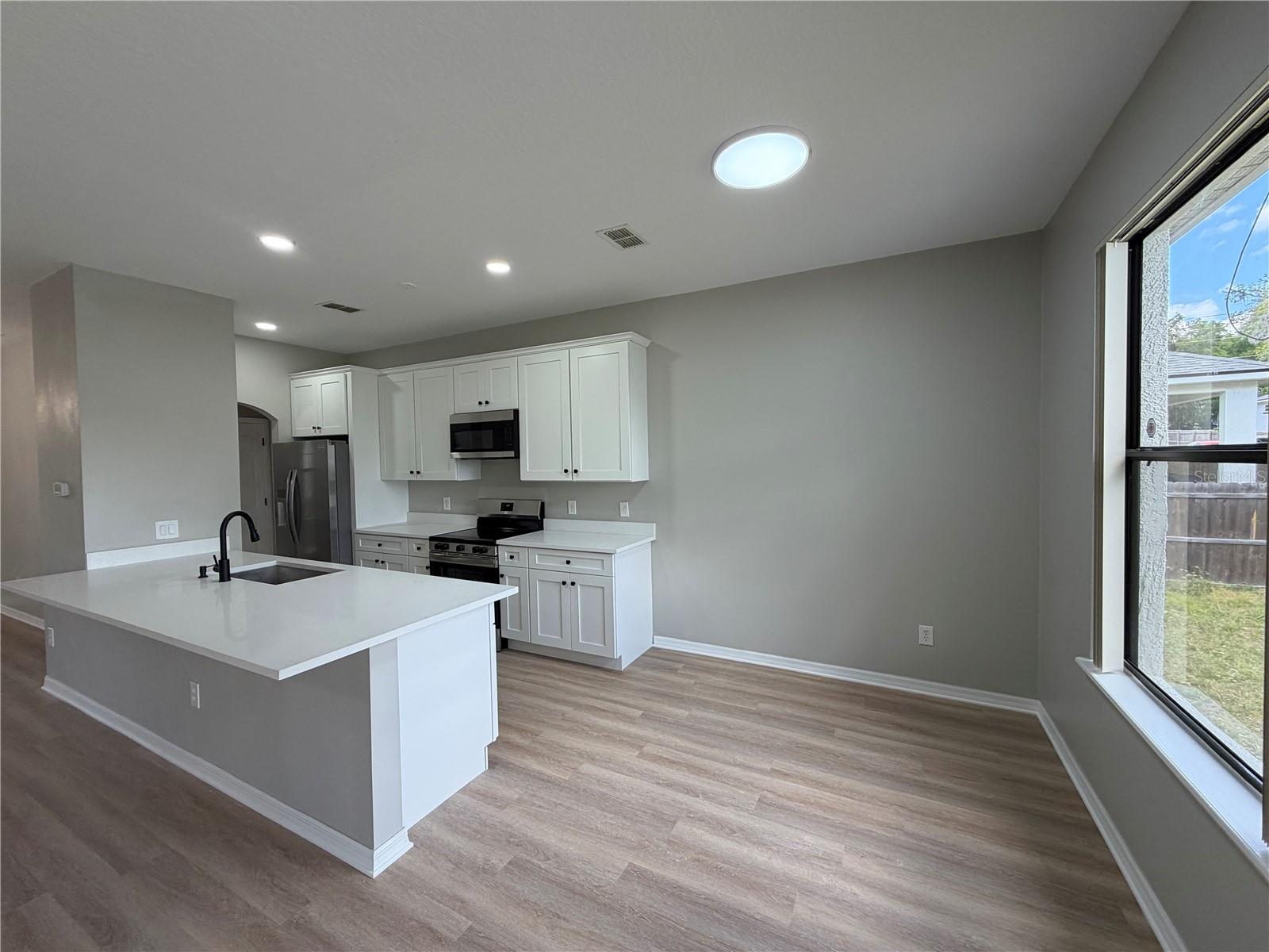 227 N JULIA AVE, DELAND, FL, 32720