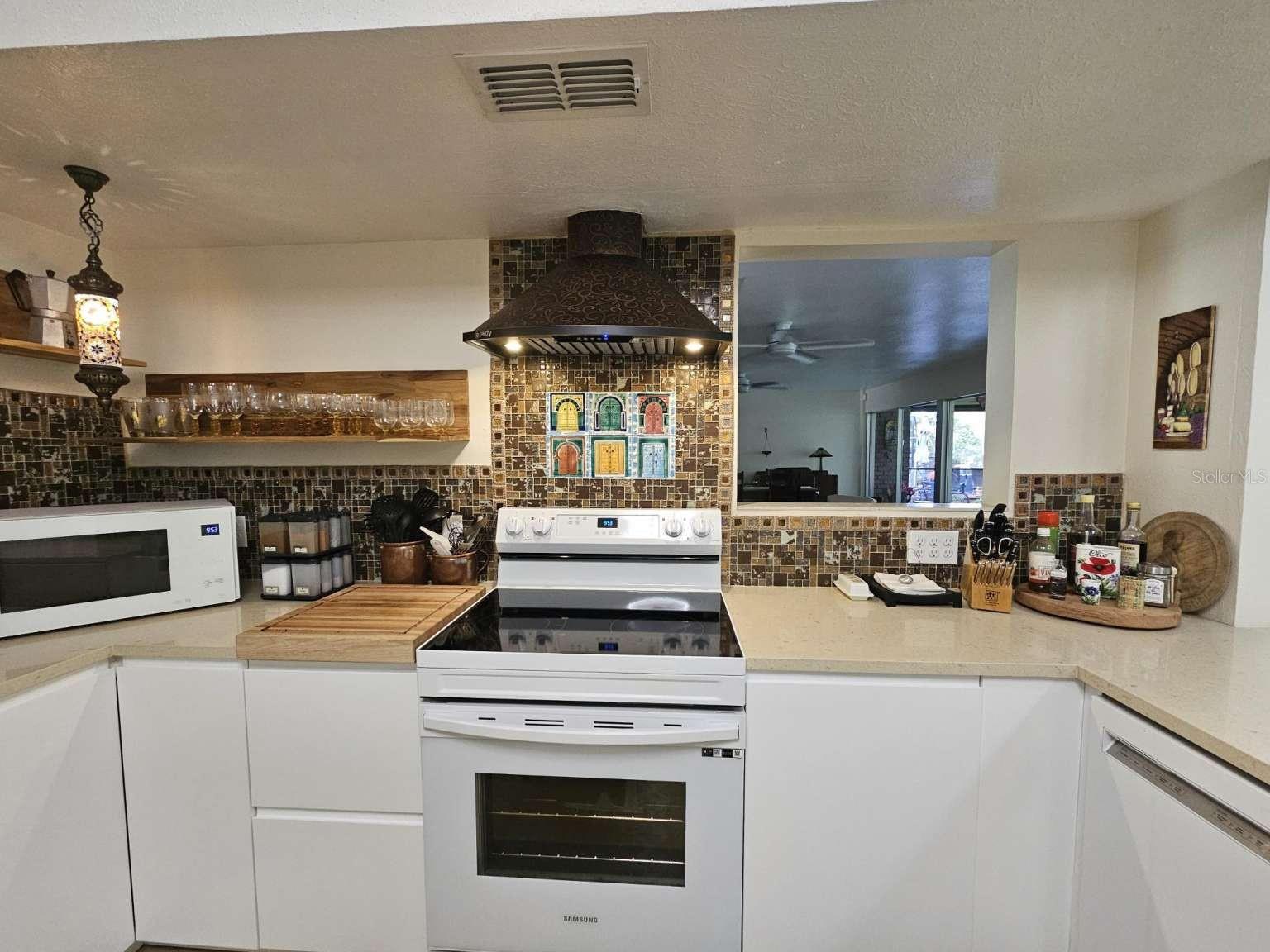 5757 SWEET CHERRY LN, LAND O LAKES, FL, 34639