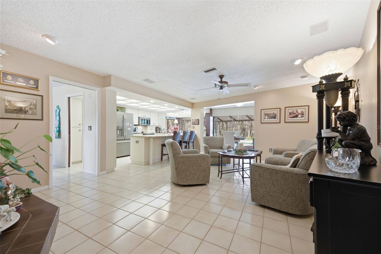 820 NEWBERGER RD, LUTZ, FL, 33549