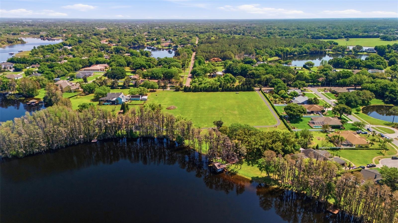 820 NEWBERGER RD, LUTZ, FL, 33549