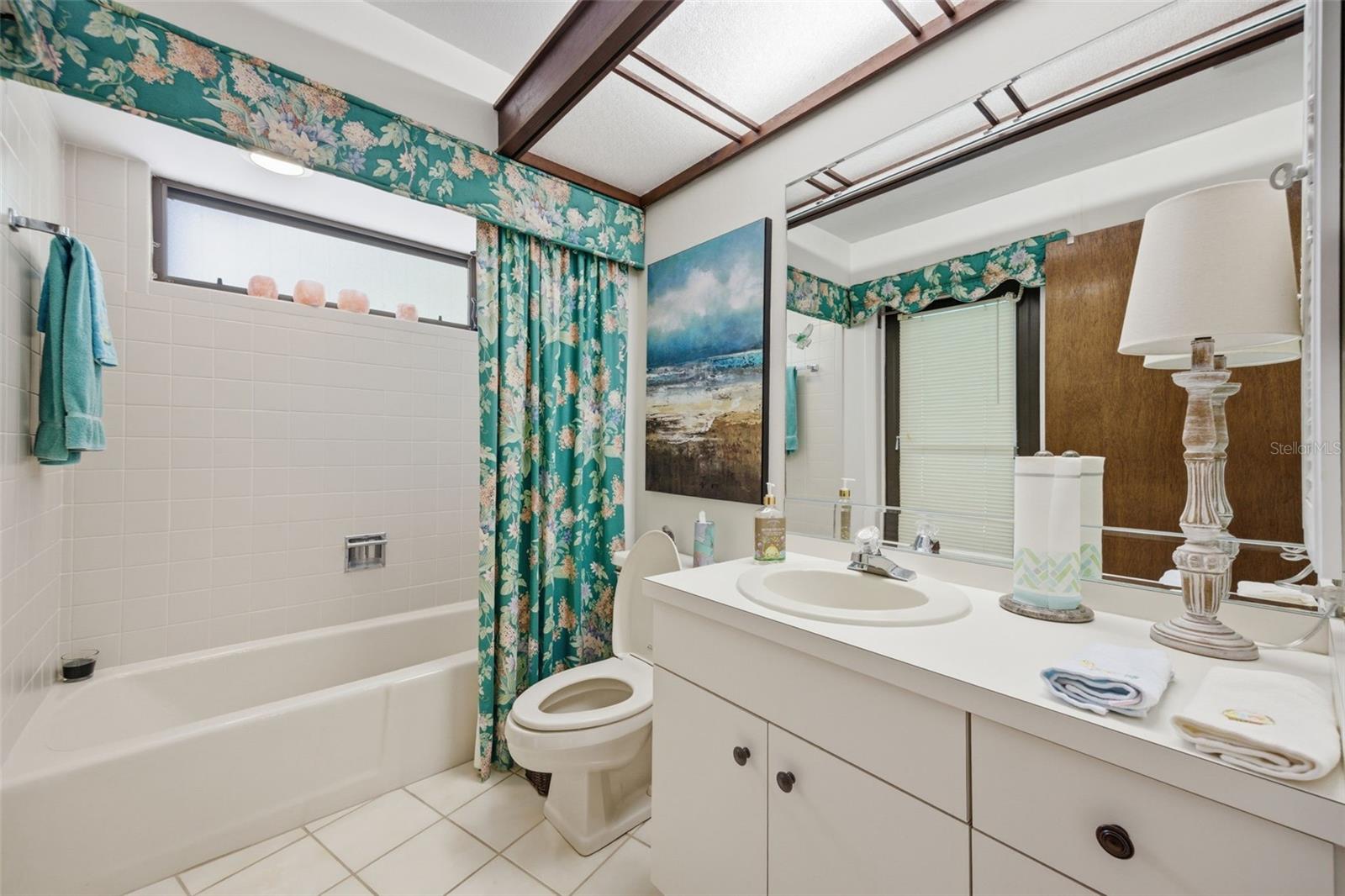 820 NEWBERGER RD, LUTZ, FL, 33549