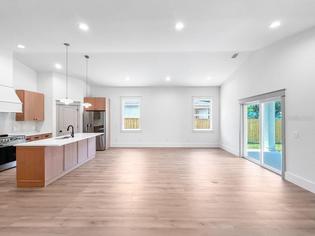 1601 GRAY ST S, GULFPORT, FL, 33707