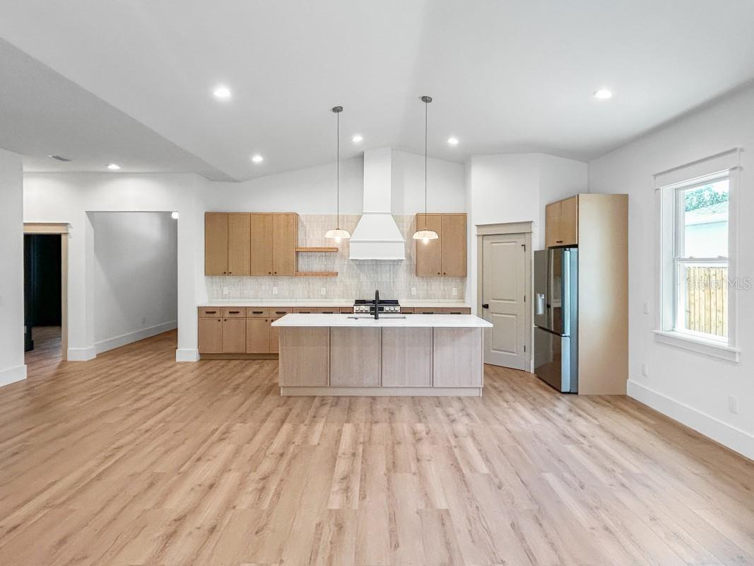 1601 GRAY ST S, GULFPORT, FL, 33707