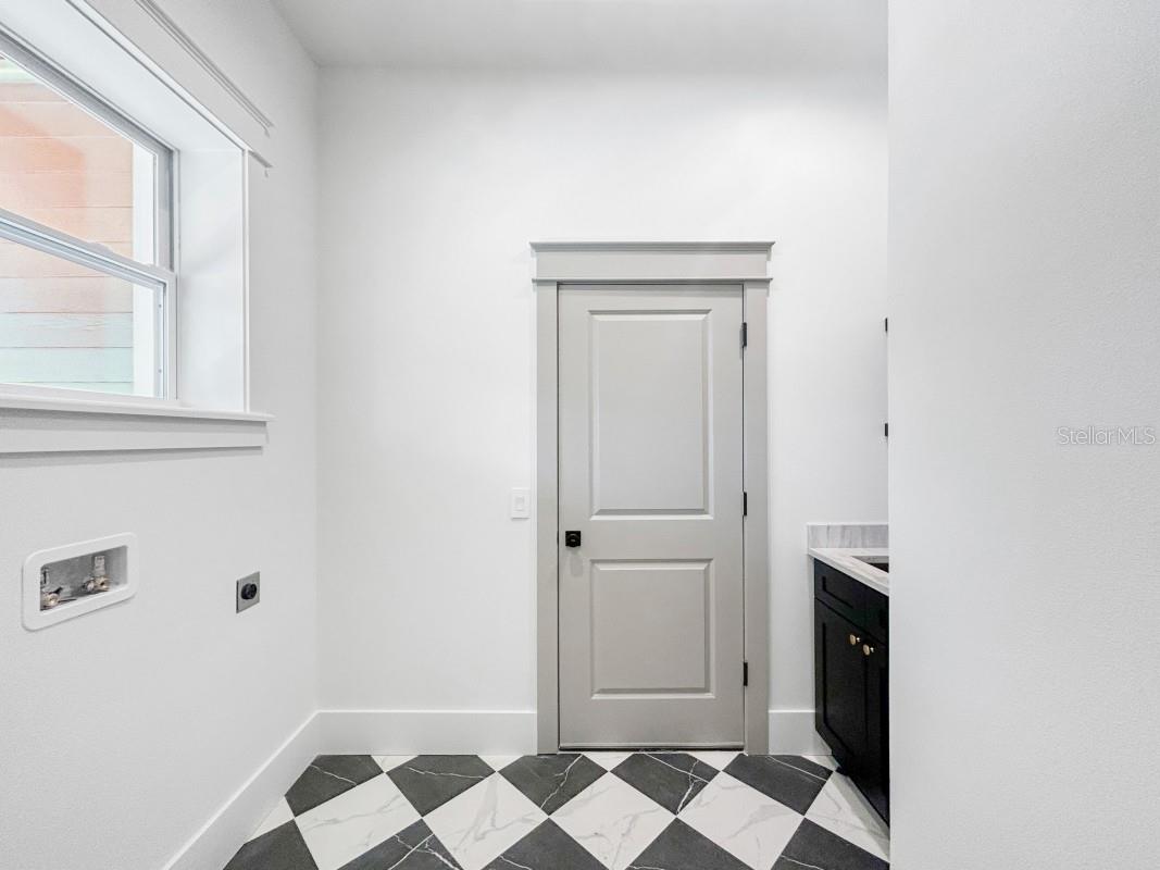 1601 GRAY ST S, GULFPORT, FL, 33707