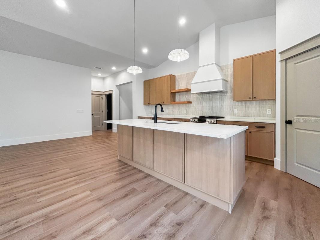 1601 GRAY ST S, GULFPORT, FL, 33707