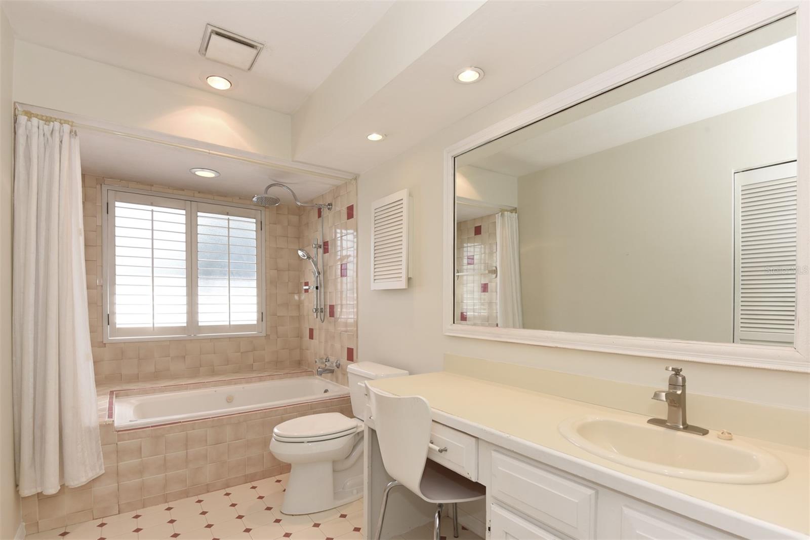 105 HORSESHOE TRL, ORMOND BEACH, FL, 32174