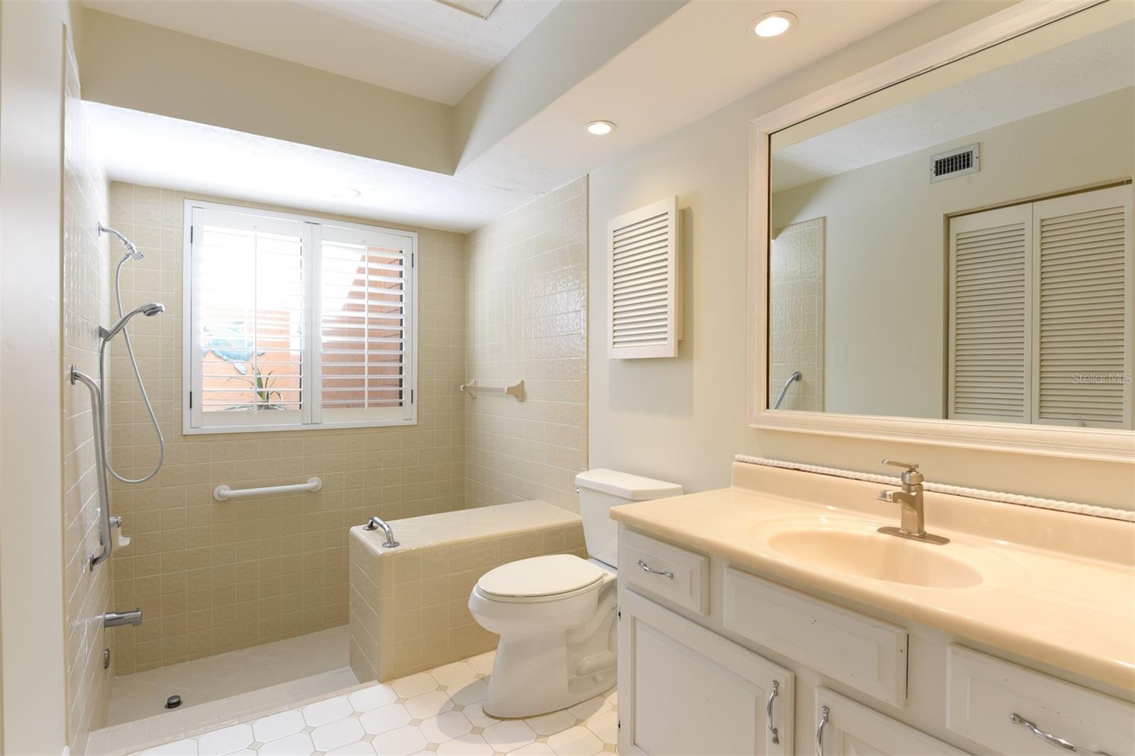 105 HORSESHOE TRL, ORMOND BEACH, FL, 32174