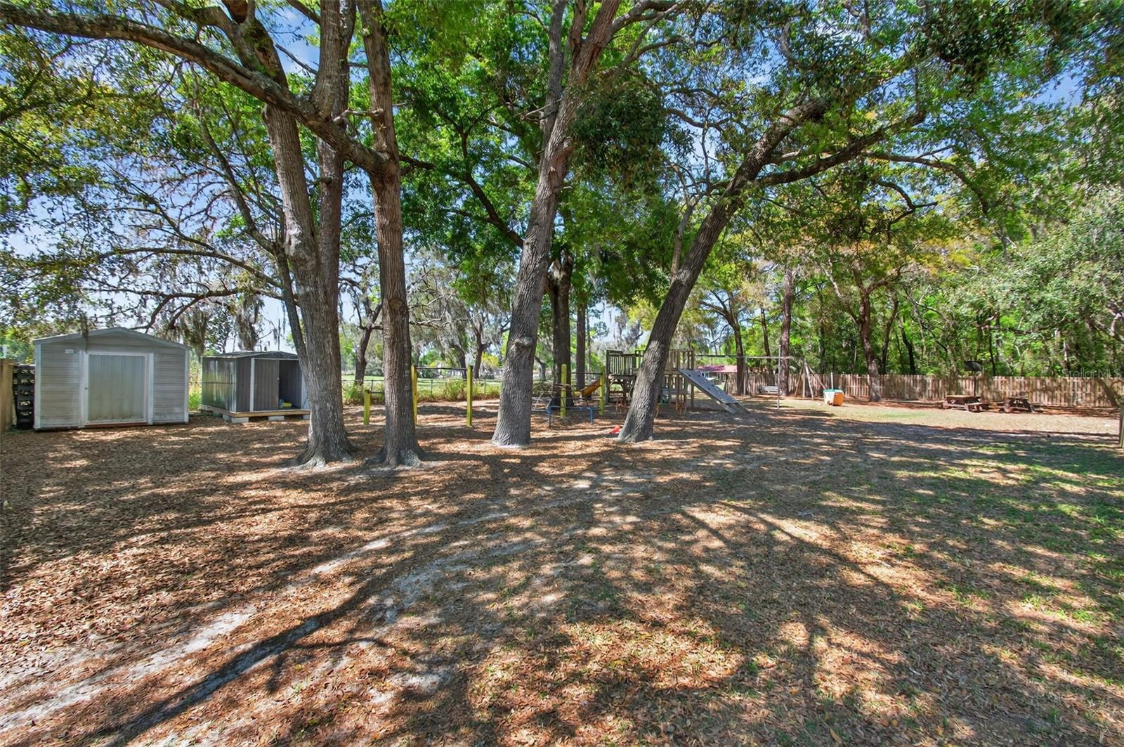 951 E HATHAWAY AVE, BRONSON, FL, 32621