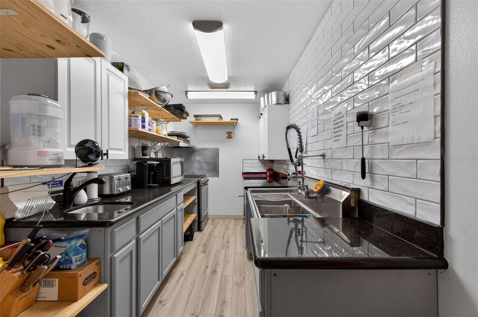 951 E HATHAWAY AVE, BRONSON, FL, 32621