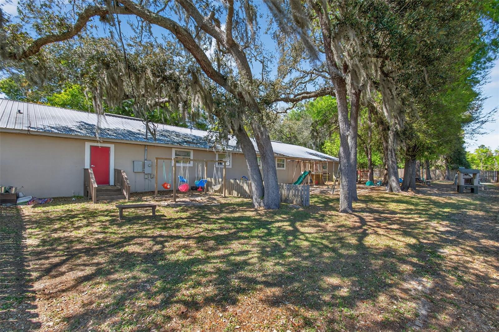 951 E HATHAWAY AVE, BRONSON, FL, 32621