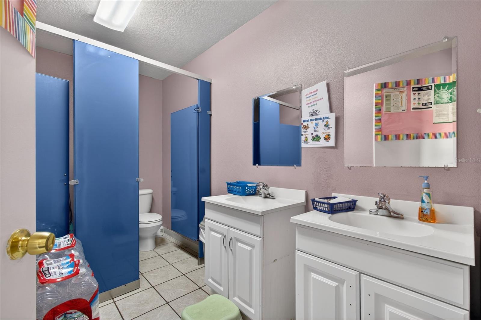 951 E HATHAWAY AVE, BRONSON, FL, 32621