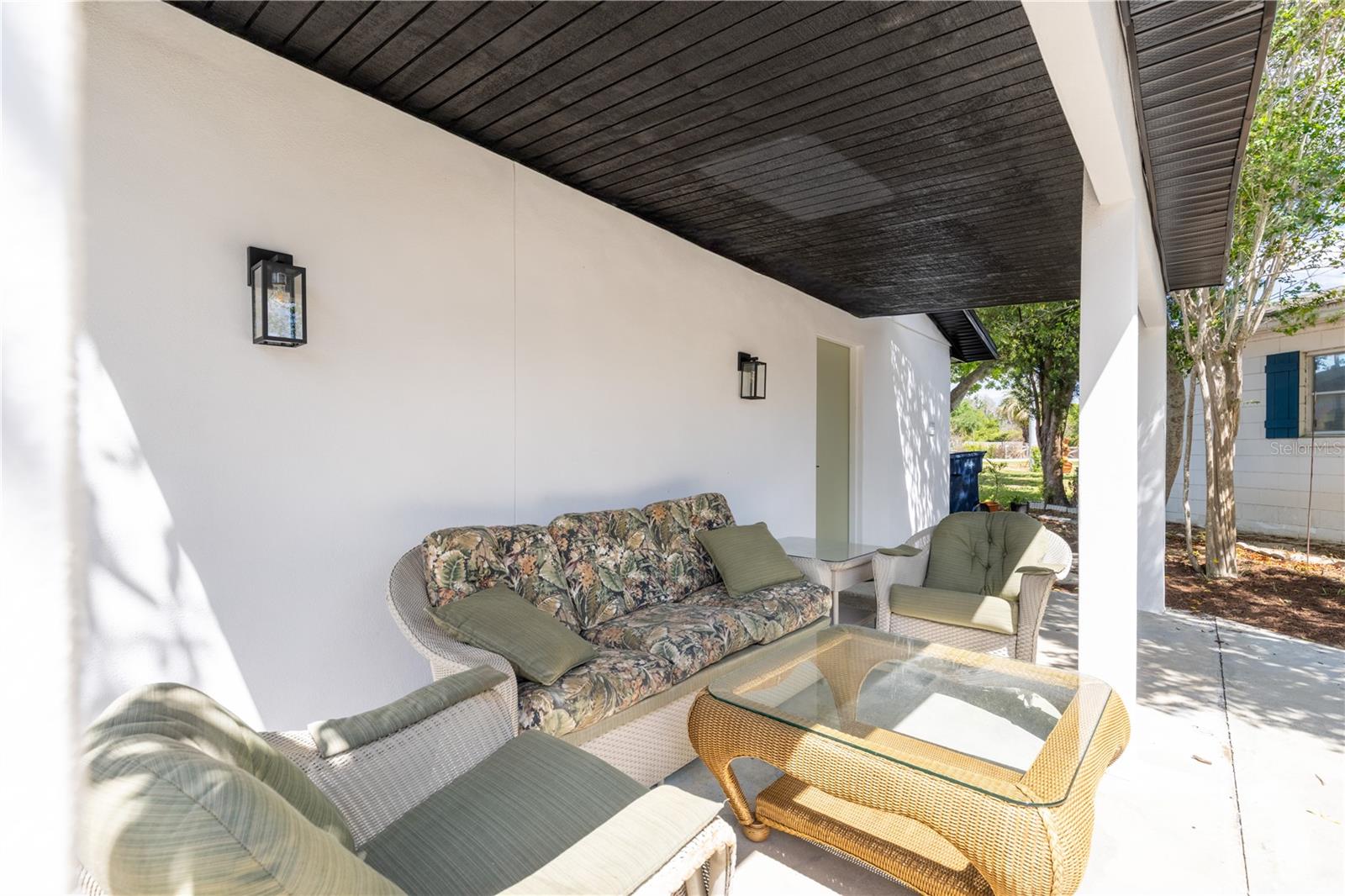 1201 SHERMAN AVE, TAVARES, FL, 32778