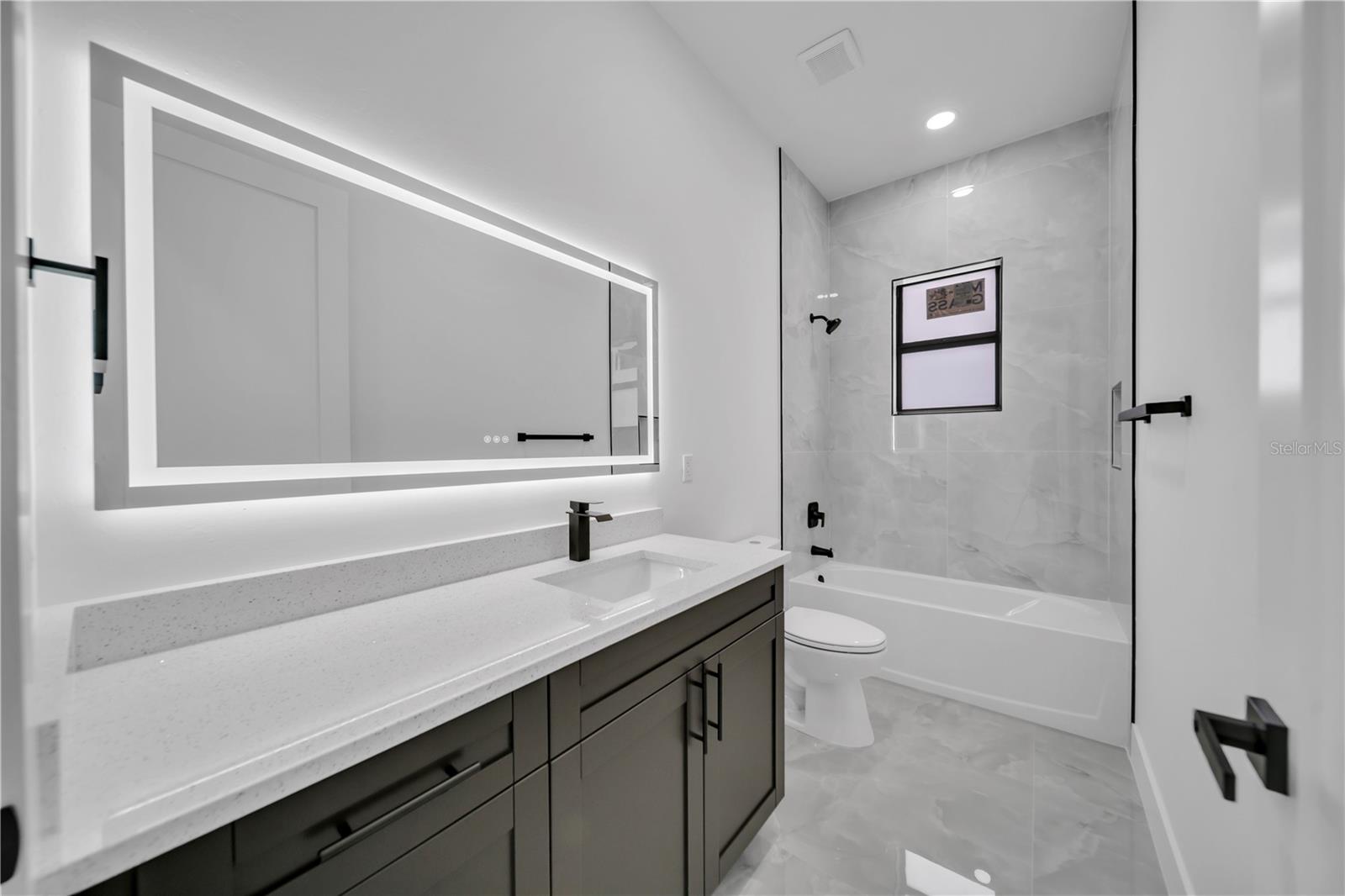 2720 SANTA BARBARA BLVD N, CAPE CORAL, FL, 33993