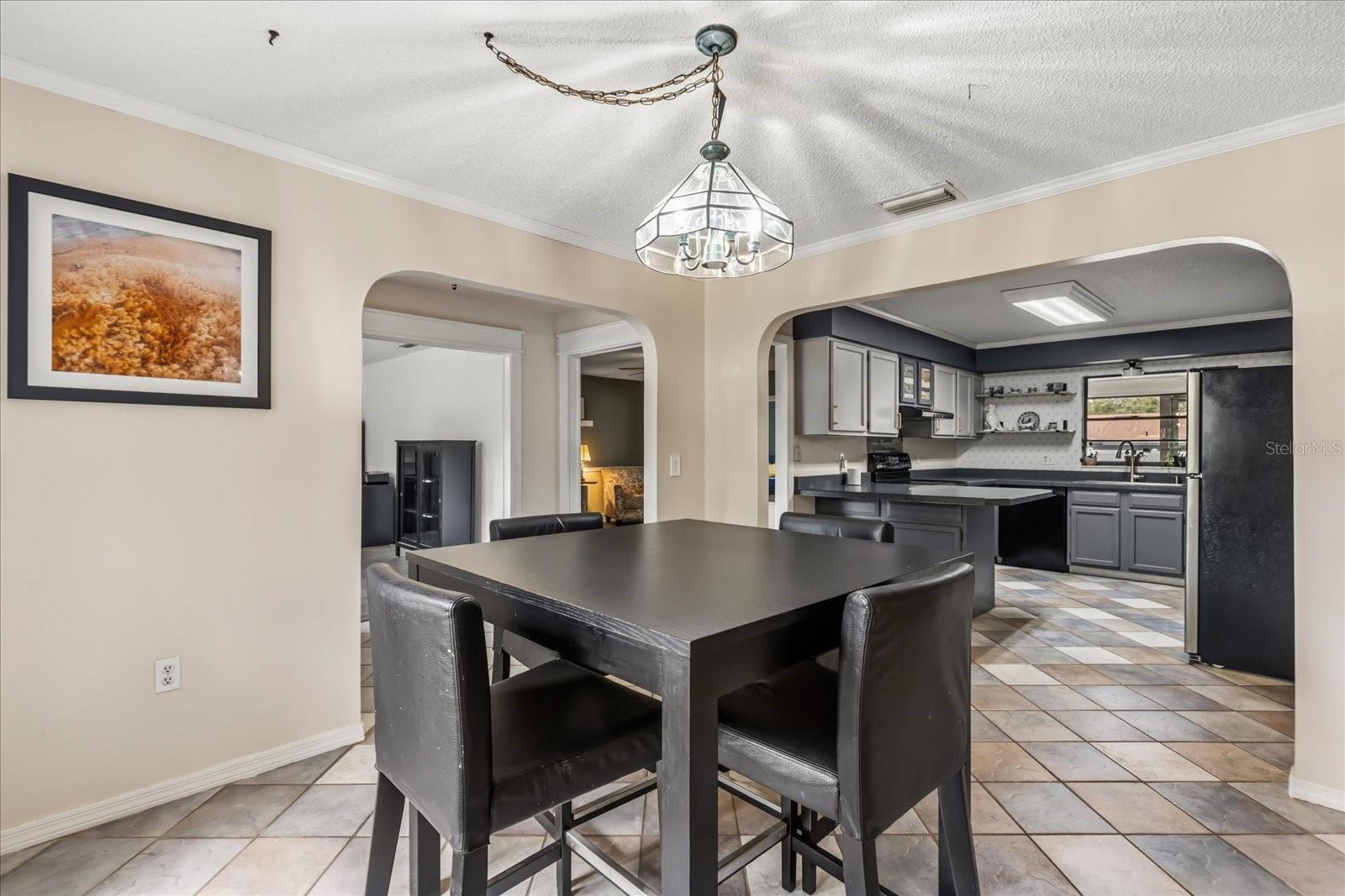 817 E HARBOUR CT, OCOEE, FL, 34761