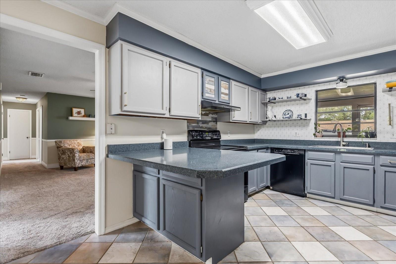 817 E HARBOUR CT, OCOEE, FL, 34761